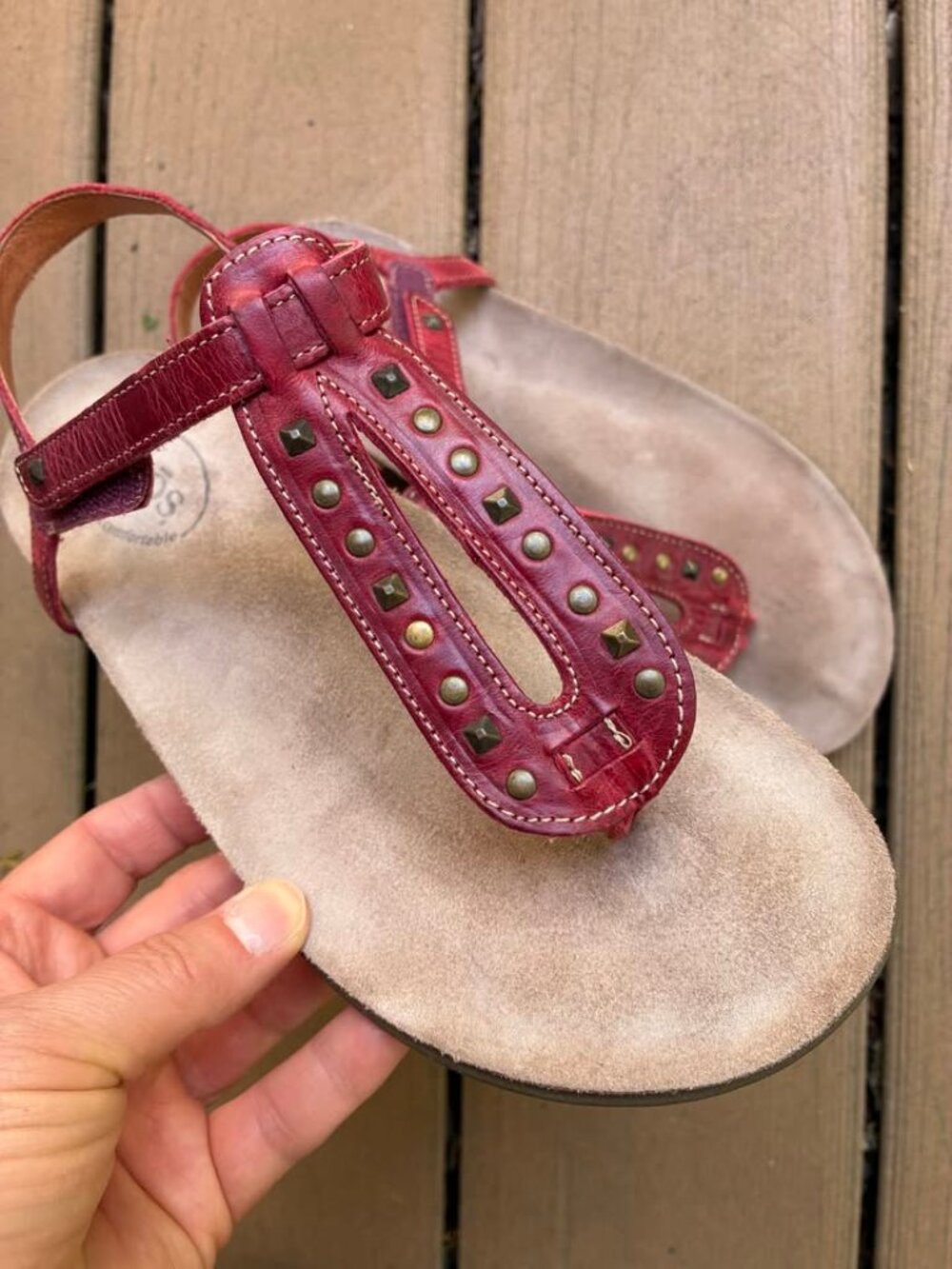 Täõs Leather Sandals - size 38